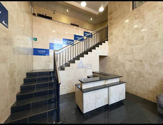 840M² OFFICE FOR SALE IN NOORDWYK